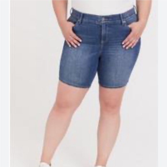 Tradition high waist denim shorts size 12 - Picture 1 of 9